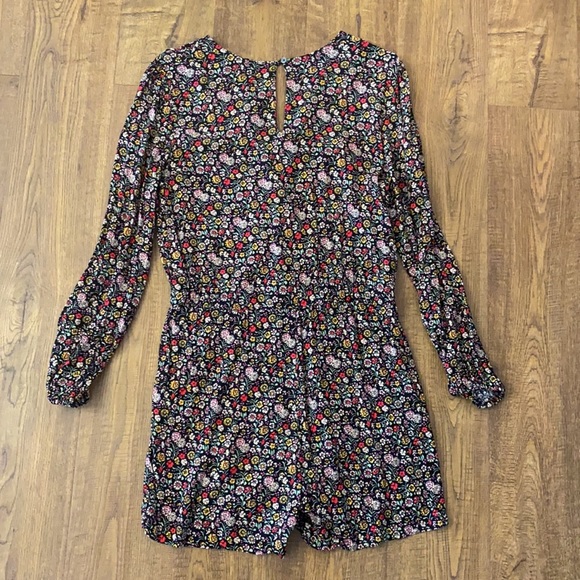 Loft Floral Garden Romper - Picture 4 of 7